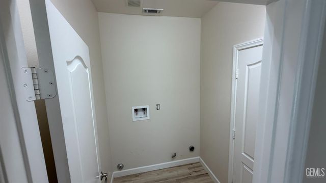10302 Oldham Lane, Bakersfield, CA 93306