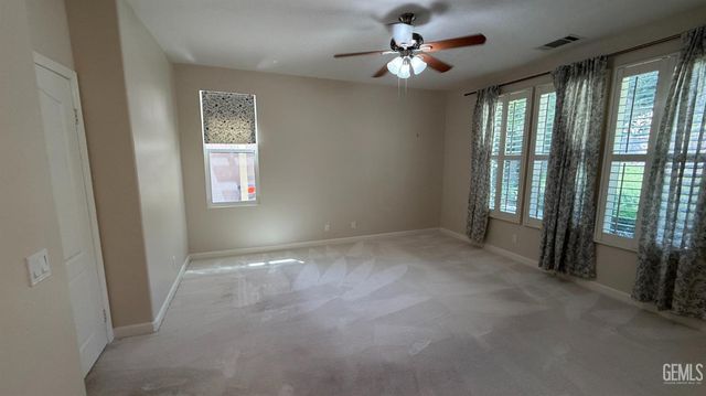 10302 Oldham Lane, Bakersfield, CA 93306