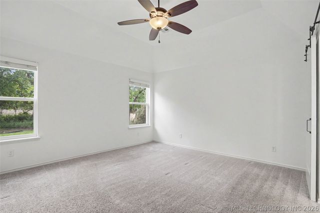 26576 E 143rd Street S, Coweta, OK 74429