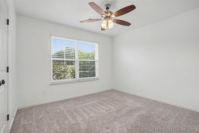 26576 E 143rd Street S, Coweta, OK 74429