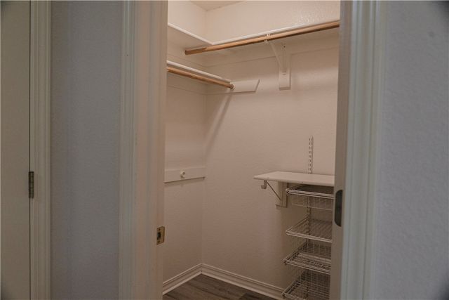 1306 E Kara Lane, Rogers, AR 72758