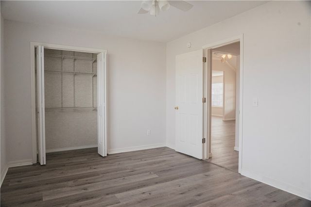 1306 E Kara Lane, Rogers, AR 72758