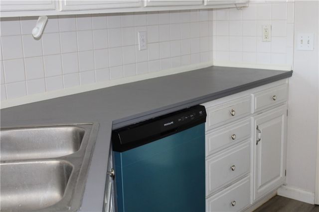 1306 E Kara Lane, Rogers, AR 72758