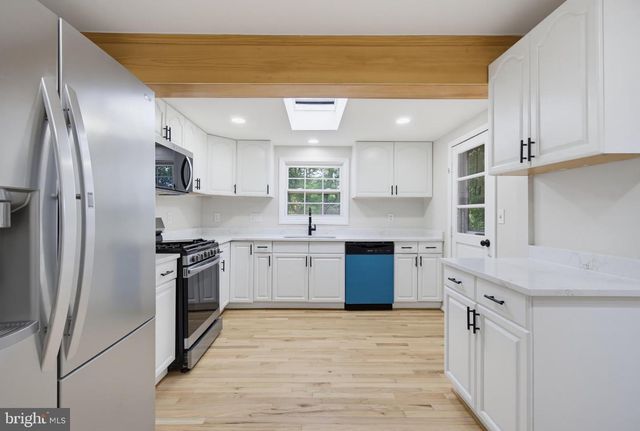 239 E TIMONIUM RD, Lutherville Timonium, MD 21093