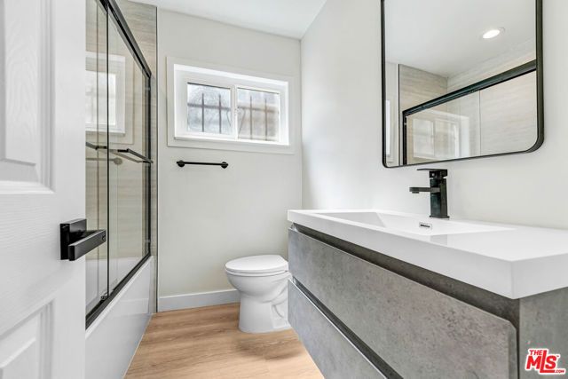 525 N Sweetzer Avenue 3, West Hollywood, CA 90048