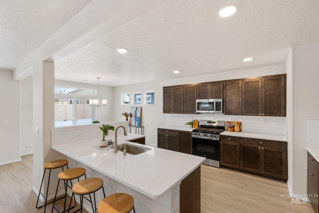 3500 E Fitz Roy St., Kuna, ID 83634