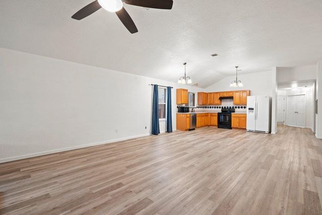 251 Bluestem ST, Kyle, TX 78640