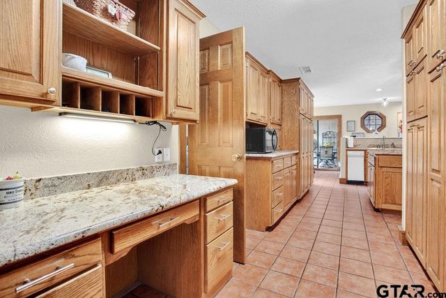 1363 Bridle Path Lane, Hideaway, TX 75771