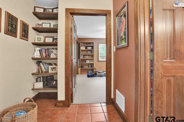 1363 Bridle Path Lane, Hideaway, TX 75771