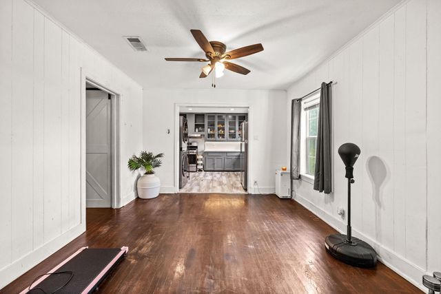 6942 Moss Rose Street, Houston, TX 77087