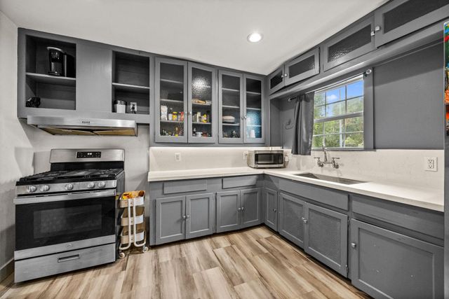 6942 Moss Rose Street, Houston, TX 77087