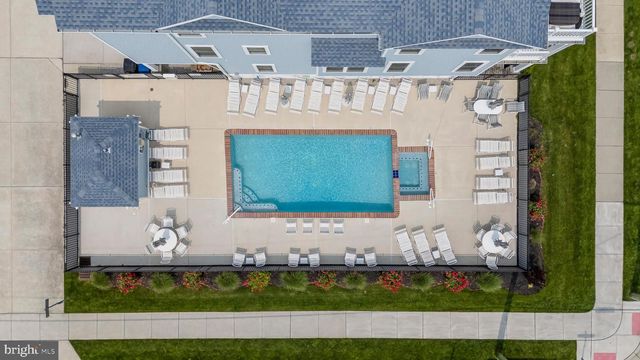 2410 S SURF AVE AVE, North Wildwood, NJ 08260