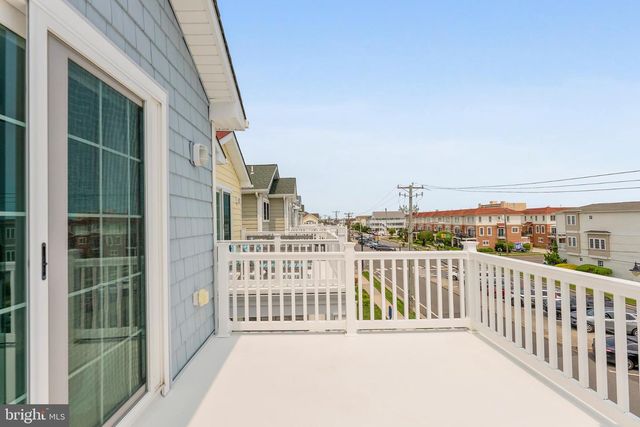 2410 S SURF AVE AVE, North Wildwood, NJ 08260