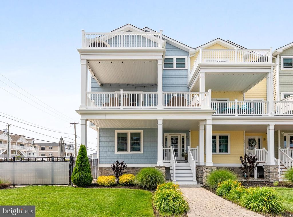 2410 S SURF AVE AVE, North Wildwood, NJ 08260