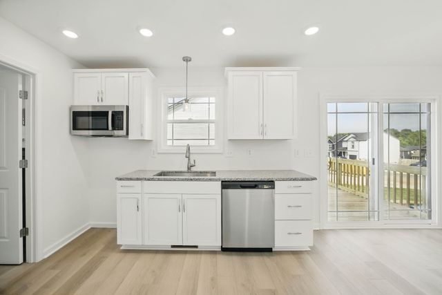 1178 Tybee Dr, Clarksville, TN 37042