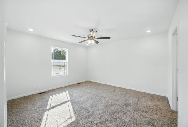 1178 Tybee Dr, Clarksville, TN 37042