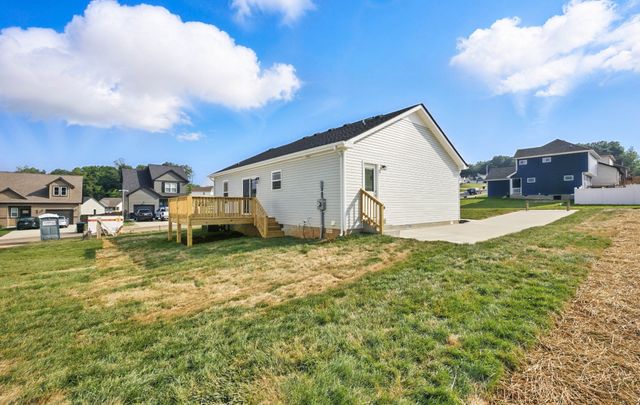 1178 Tybee Dr, Clarksville, TN 37042