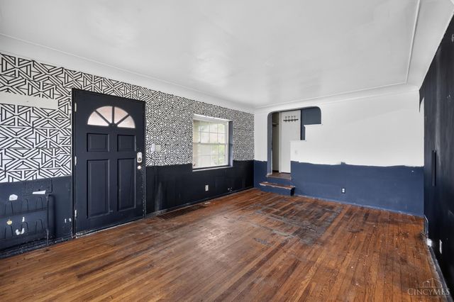 1499 Clovernoll Drive, North College Hill, OH 45231