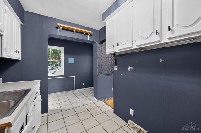 1499 Clovernoll Drive, North College Hill, OH 45231