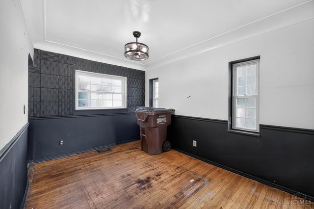 1499 Clovernoll Drive, North College Hill, OH 45231