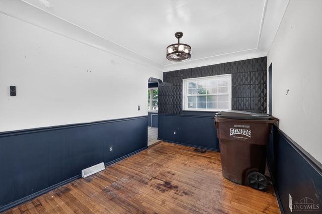 1499 Clovernoll Drive, North College Hill, OH 45231