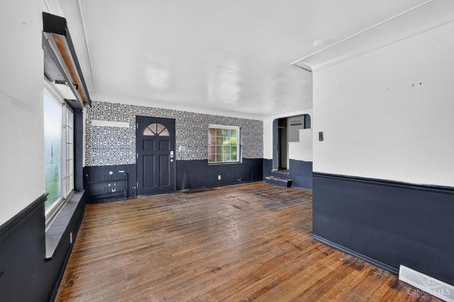 1499 Clovernoll Drive, North College Hill, OH 45231