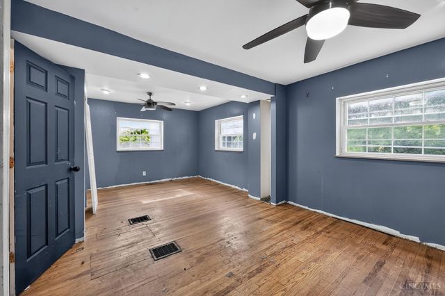 1499 Clovernoll Drive, North College Hill, OH 45231