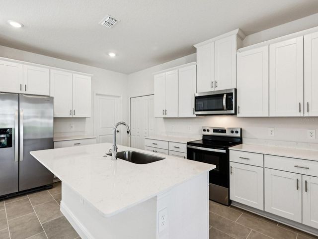 2194 WILDBERRY WAY, Minneola, FL 34715