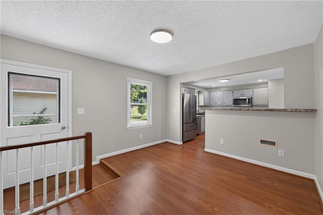 515 E Willowbrook Drive, Burlington, NC 27215