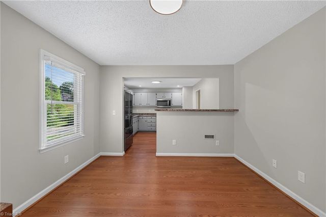 515 E Willowbrook Drive, Burlington, NC 27215
