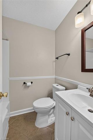 515 E Willowbrook Drive, Burlington, NC 27215