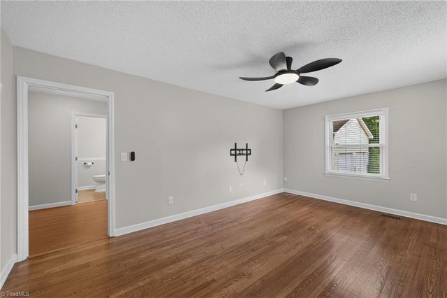 515 E Willowbrook Drive, Burlington, NC 27215