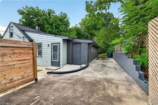 515 E Willowbrook Drive, Burlington, NC 27215