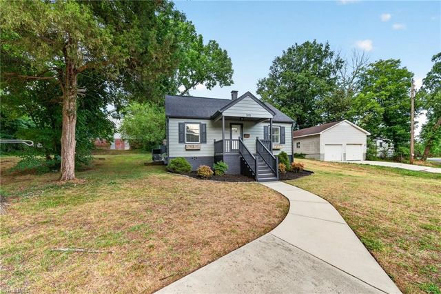 515 E Willowbrook Drive, Burlington, NC 27215