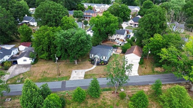 515 E Willowbrook Drive, Burlington, NC 27215