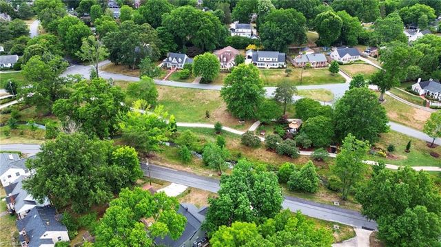 515 E Willowbrook Drive, Burlington, NC 27215