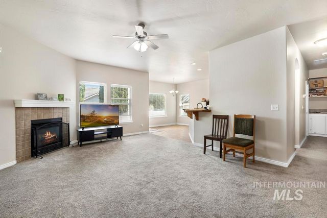 1036 Terra Ave, Twin Falls, ID 83301