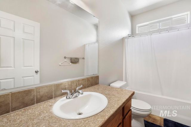 1036 Terra Ave, Twin Falls, ID 83301