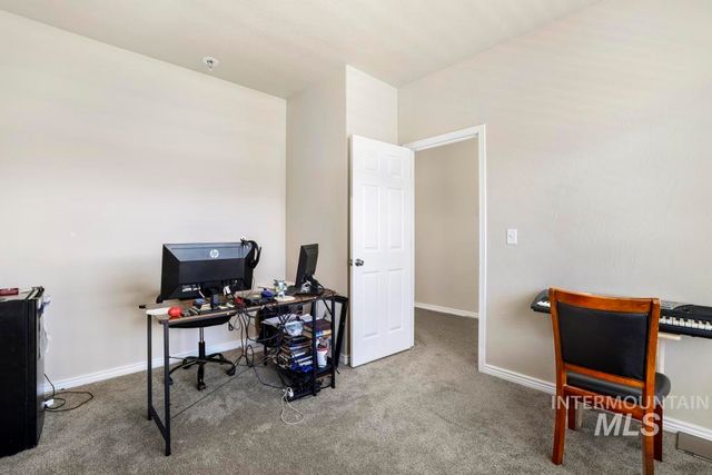 1036 Terra Ave, Twin Falls, ID 83301