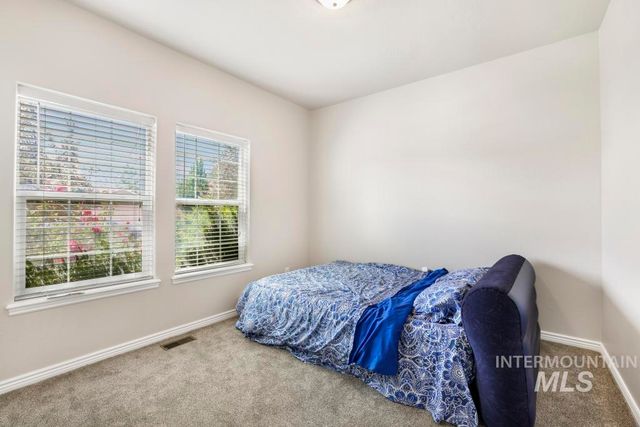 1036 Terra Ave, Twin Falls, ID 83301