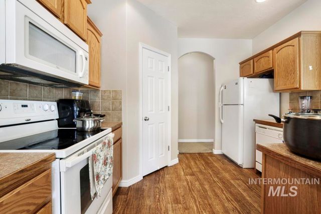 1036 Terra Ave, Twin Falls, ID 83301