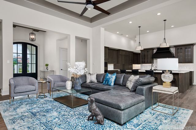 3728 Clubs Dr, Boerne, TX 78006