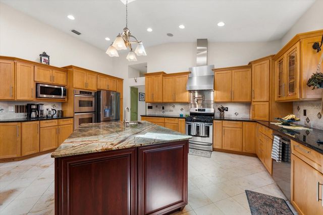 2400 SHERWOOD LANE, Clearwater, FL 33764