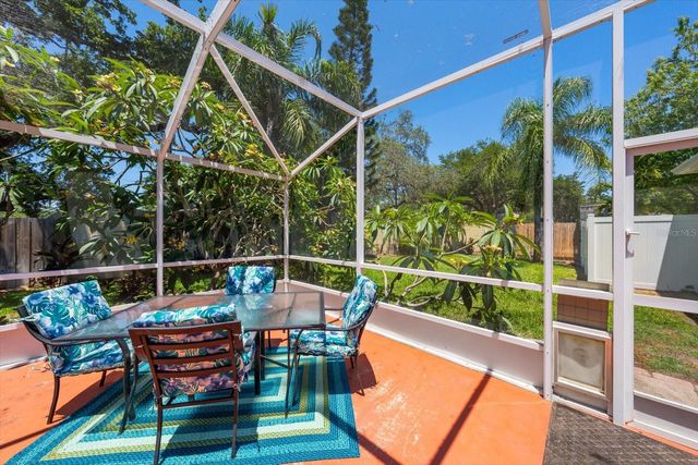 2400 SHERWOOD LANE, Clearwater, FL 33764