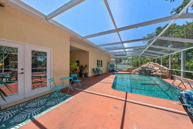 2400 SHERWOOD LANE, Clearwater, FL 33764