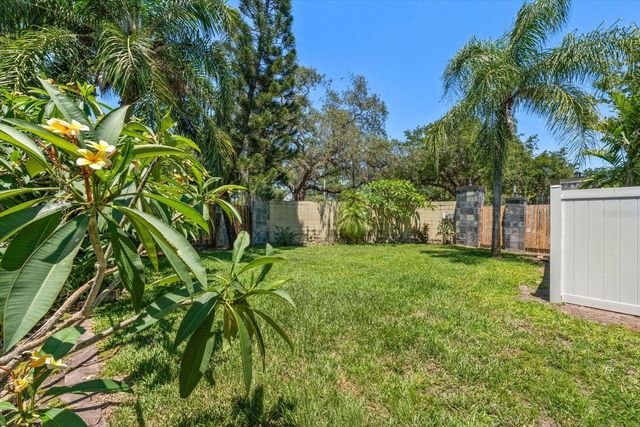 2400 SHERWOOD LANE, Clearwater, FL 33764