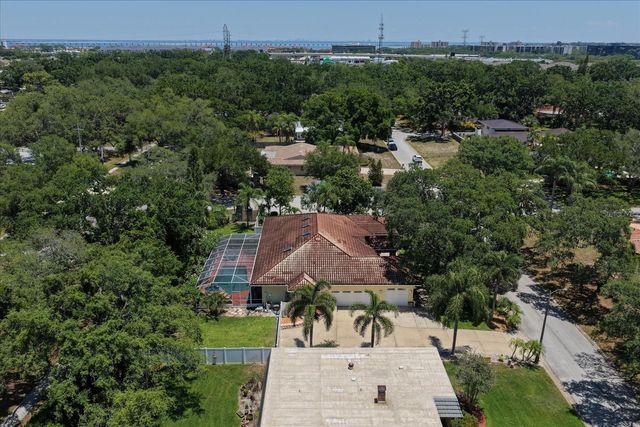 2400 SHERWOOD LANE, Clearwater, FL 33764