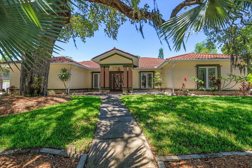2400 SHERWOOD LANE, Clearwater, FL 33764