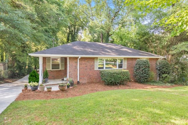 798 Pinehill Drive SE, Smyrna, GA 30080
