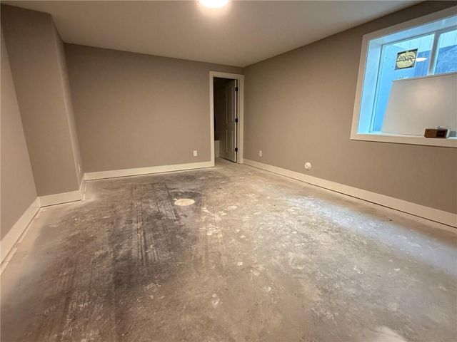 1153 SW Whitby Drive, Lee's Summit, MO 64083